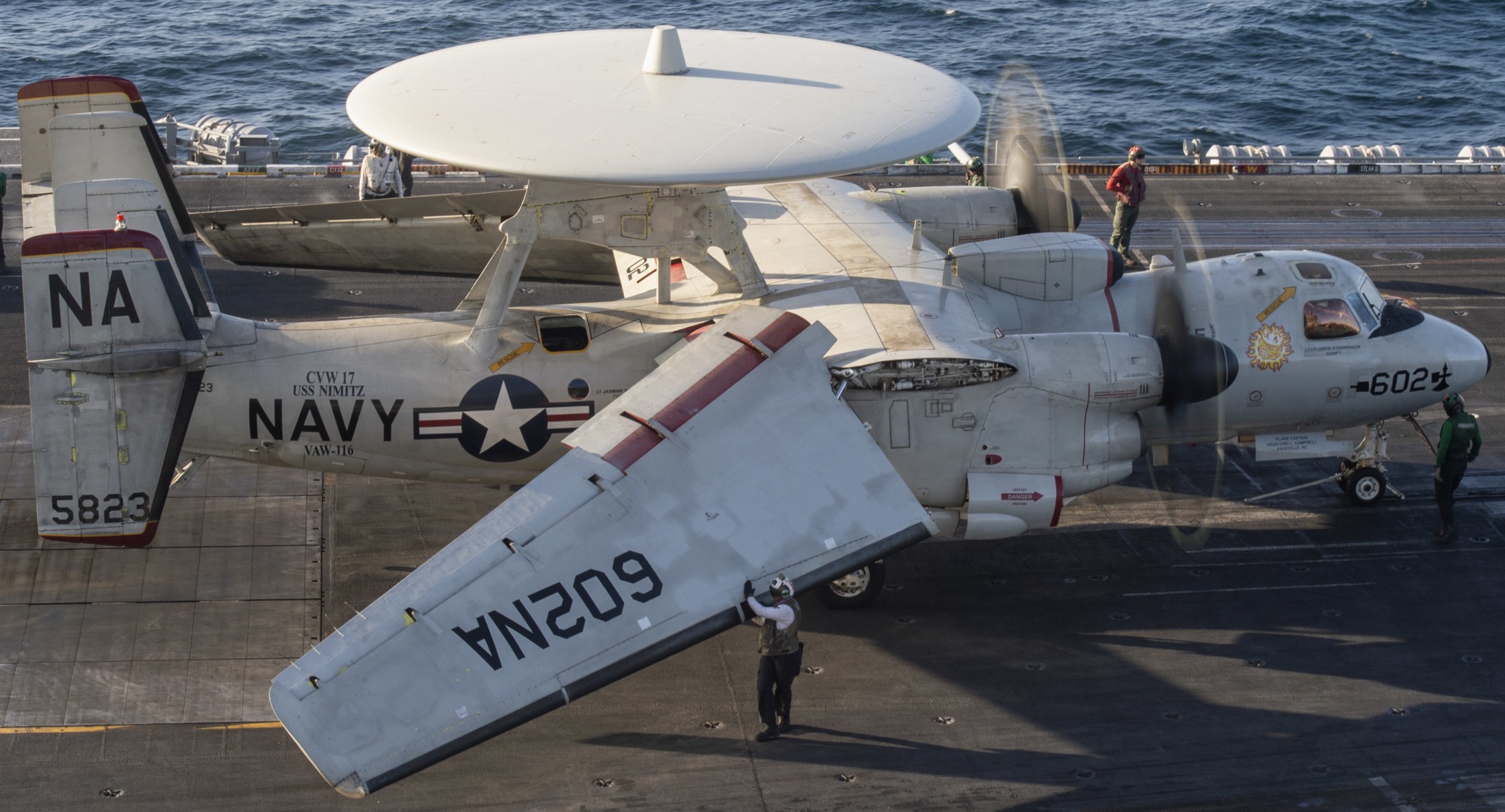 vaw-116 sun kings airborne command control squadron carrier early warning cvw-17 uss nimitz cvn-68 104