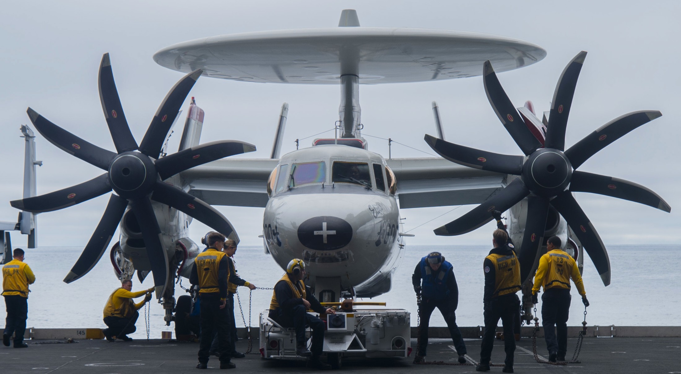 vaw-116 sun kings airborne command control squadron carrier early warning cvw-17 uss nimitz cvn-68 114