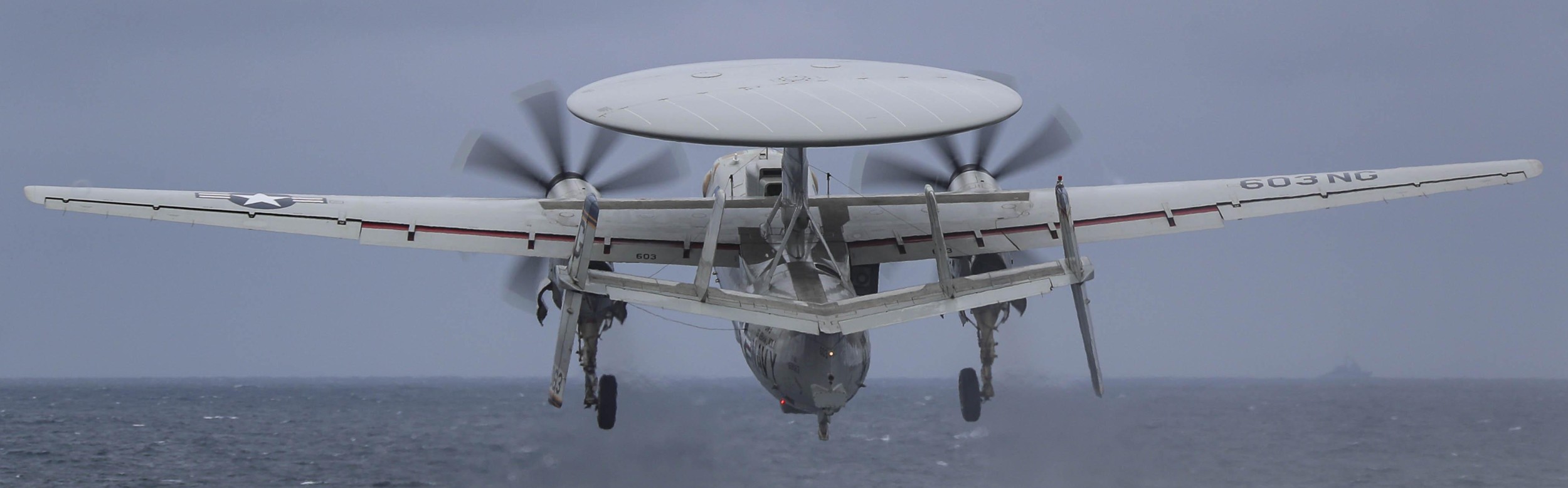 vaw-117 wallbangers airborne command and control squadron navy e-2d hawkeye cvw-9 uss abraham lincoln cvn-72 20