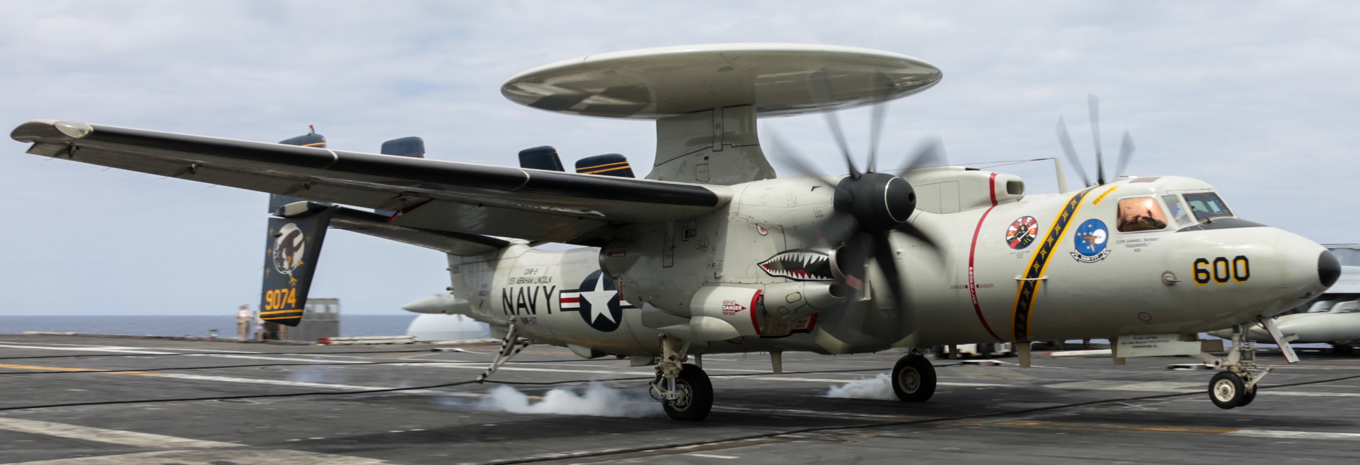 vaw-117 wallbangers airborne command and control squadron navy e-2d hawkeye cvw-9 uss abraham lincoln cvn-72 29
