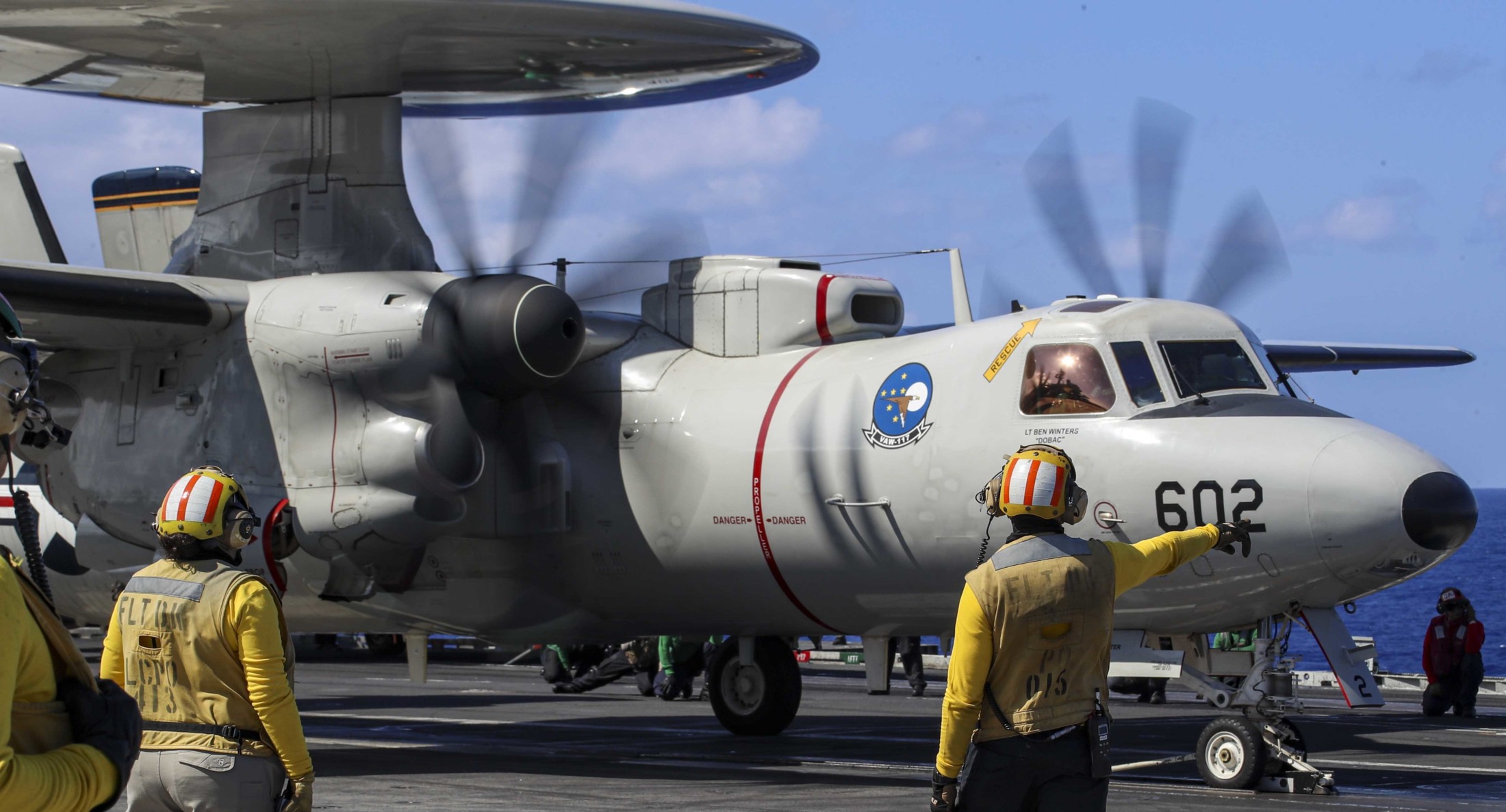 vaw-117 wallbangers airborne command and control squadron navy e-2d hawkeye cvw-9 uss abraham lincoln cvn-72 30