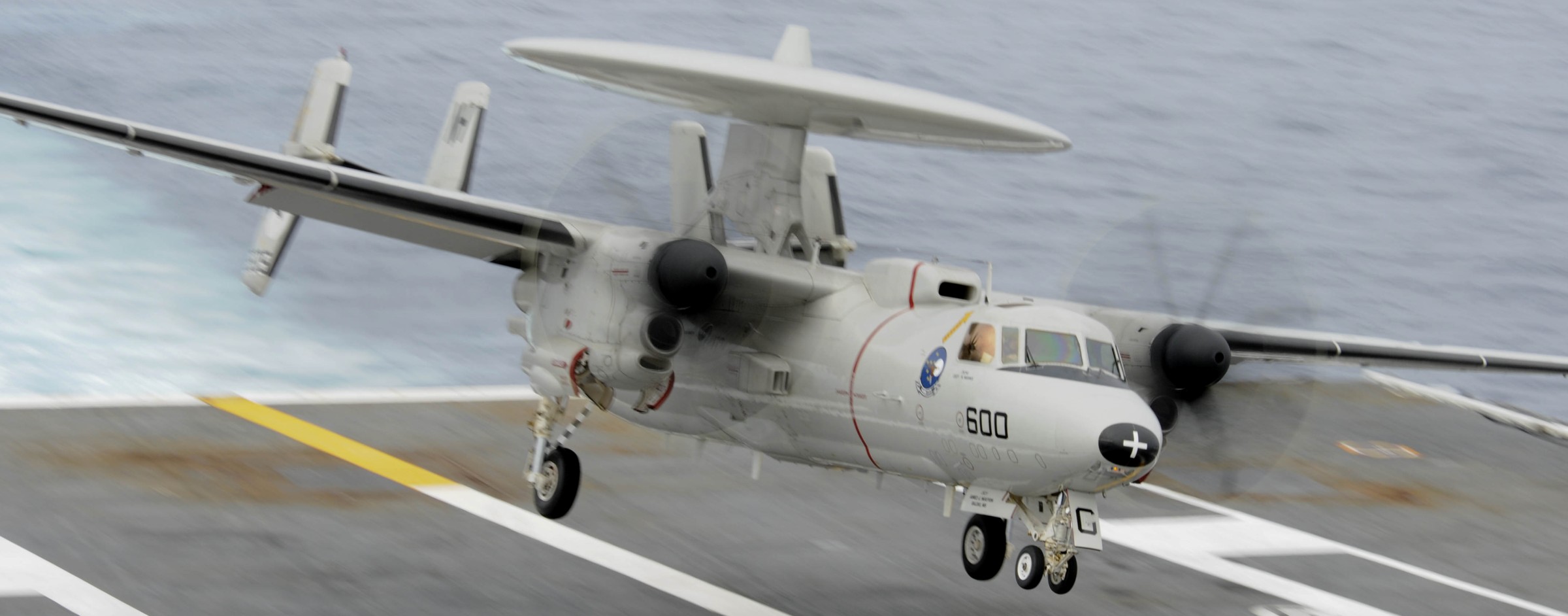 vaw-117 wallbangers carrier airborne early warning squadron navy e-2c hawkeye cvw-11 uss nimitz cvn-68 122