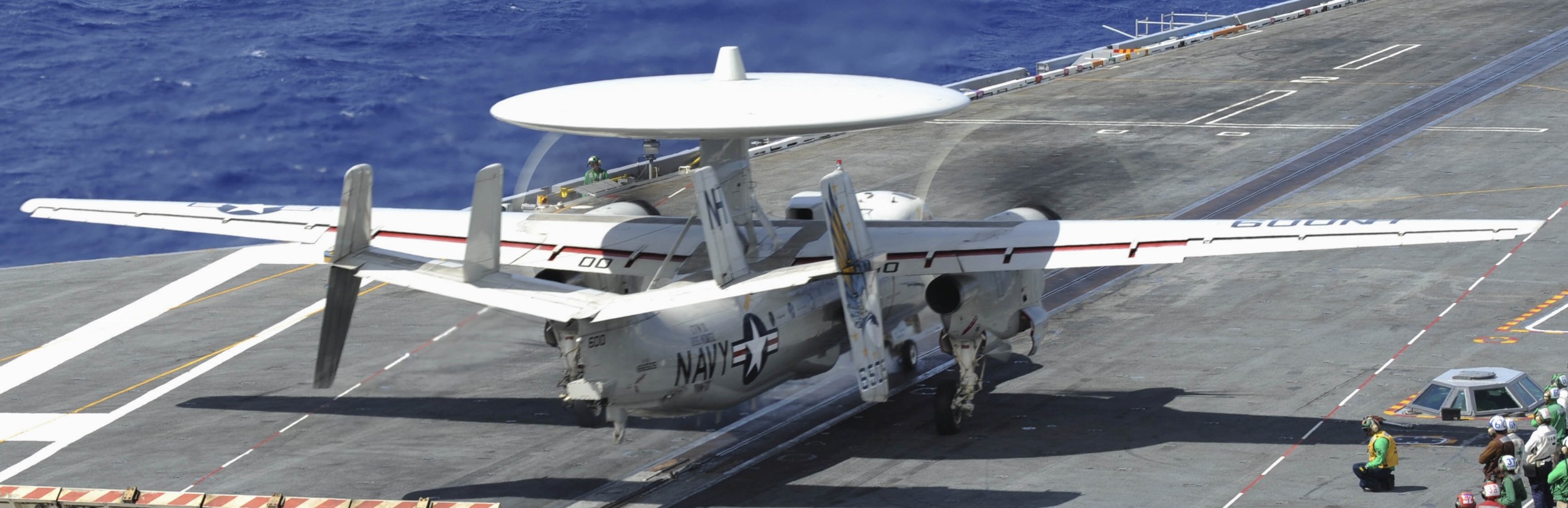 vaw-117 wallbangers carrier airborne early warning squadron navy e-2c hawkeye cvw-11 uss nimitz cvn-68 123