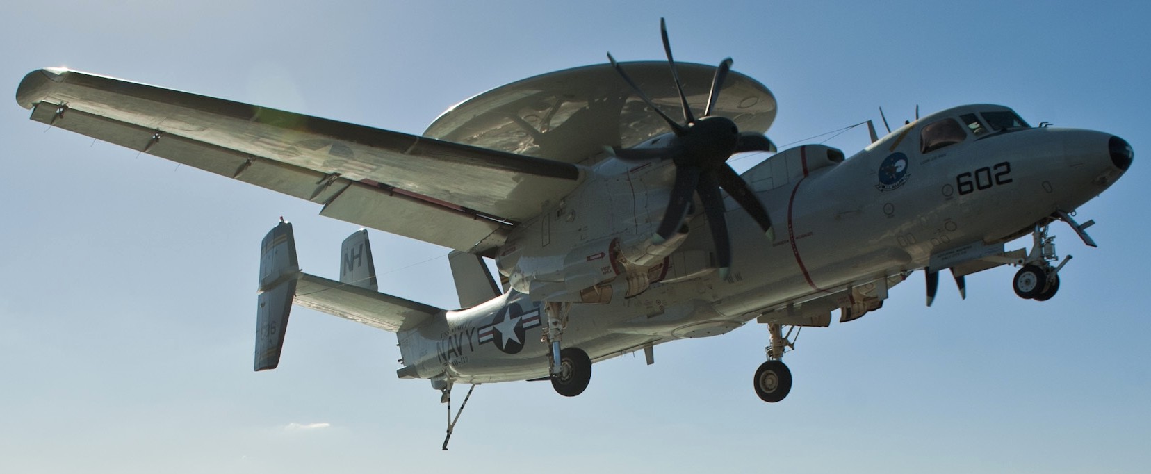 vaw-117 wallbangers carrier airborne early warning squadron navy e-2c hawkeye cvw-11 uss nimitz cvn-68 126