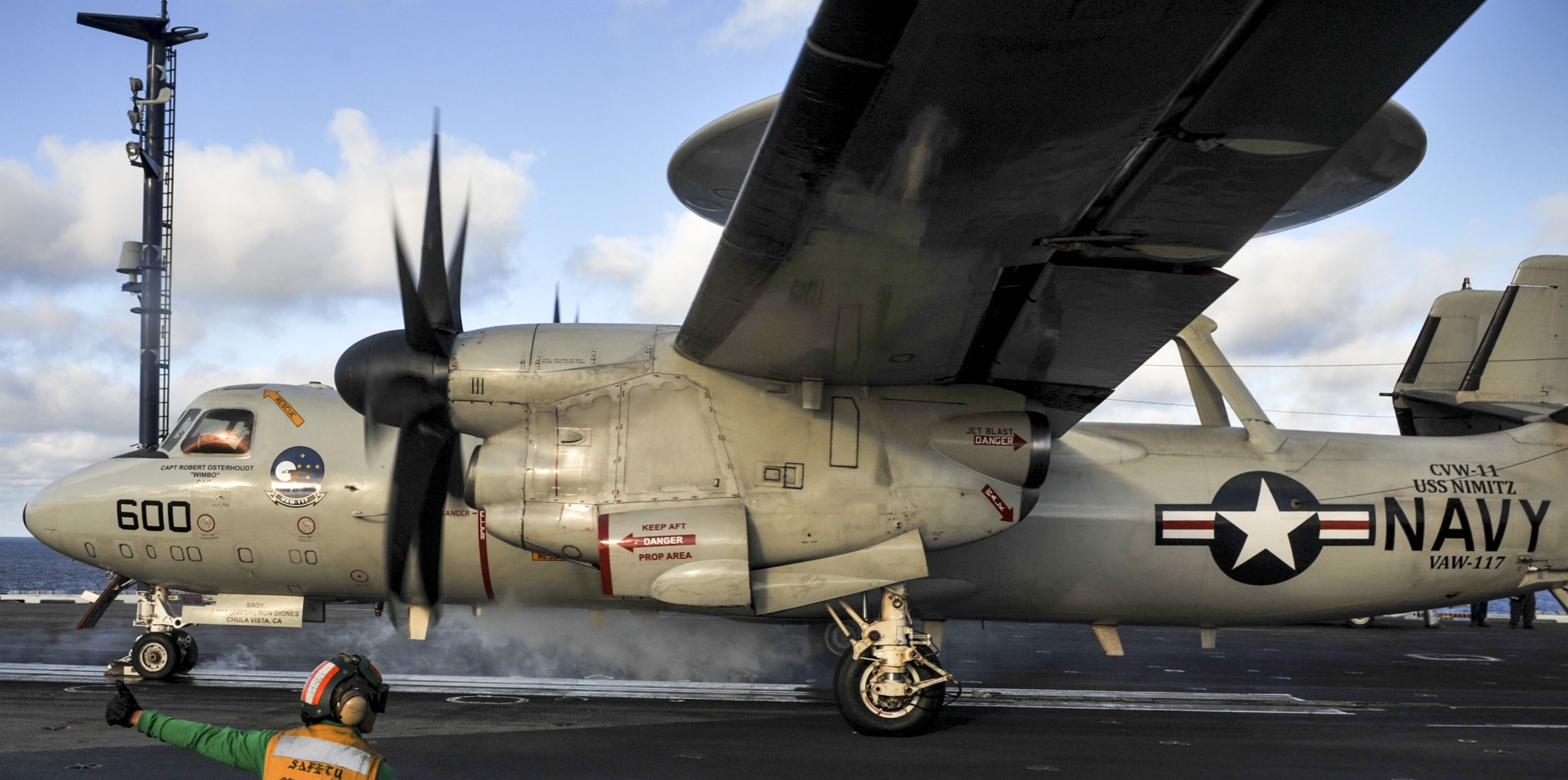 vaw-117 wallbangers carrier airborne early warning squadron navy e-2c hawkeye cvw-11 uss nimitz cvn-68 157
