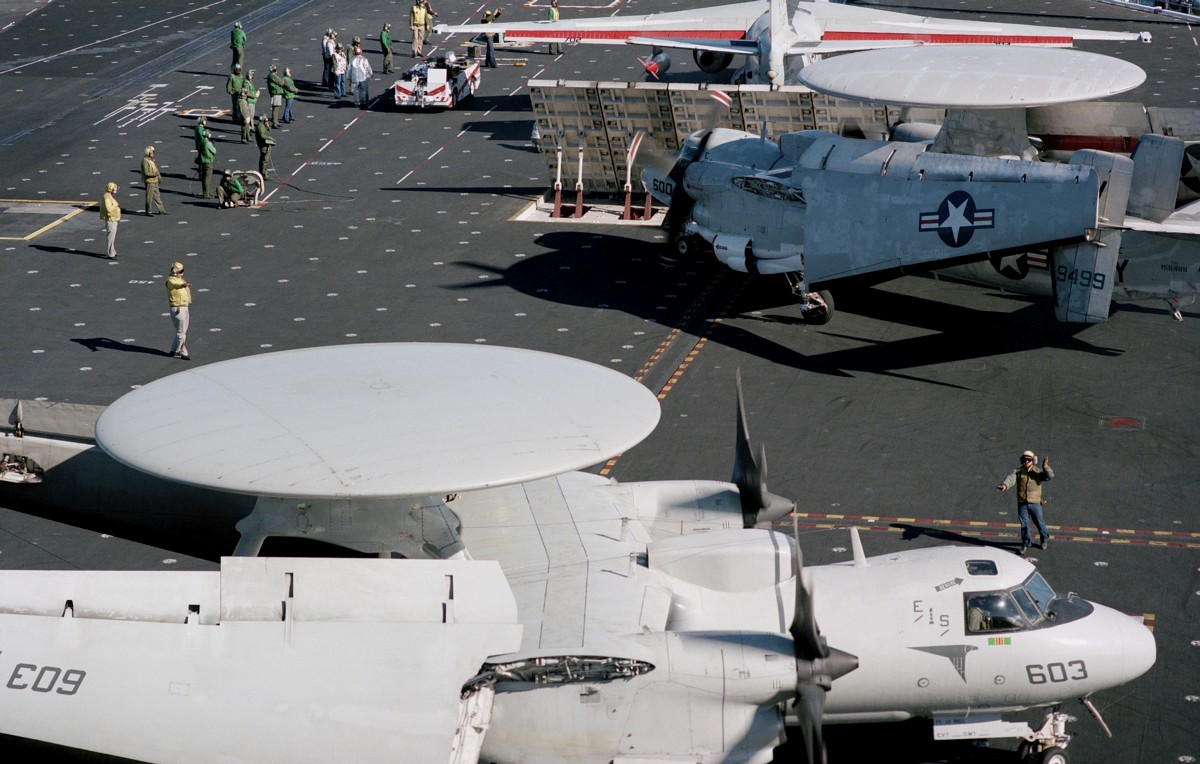 vaw-117 wallbangers carrier airborne early warning squadron navy e-2c hawkeye cvw-11 179