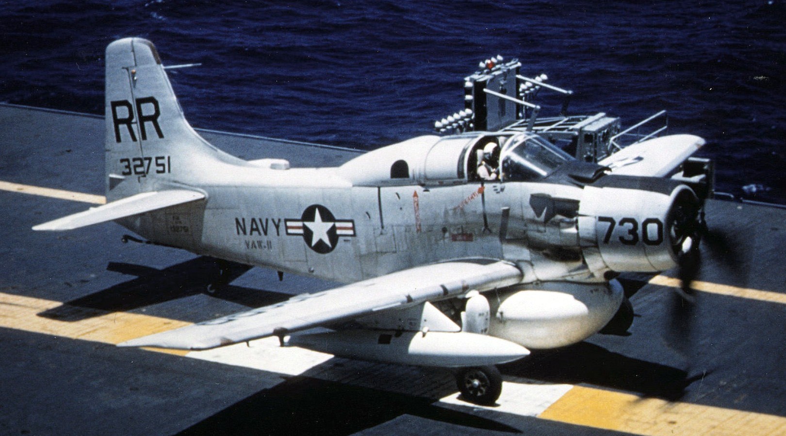 vaw-11 early eleven carrier airborne warning squadron caraewron us navy douglas ad-5w skyraider atg-3 uss kearsarge cva-33 03