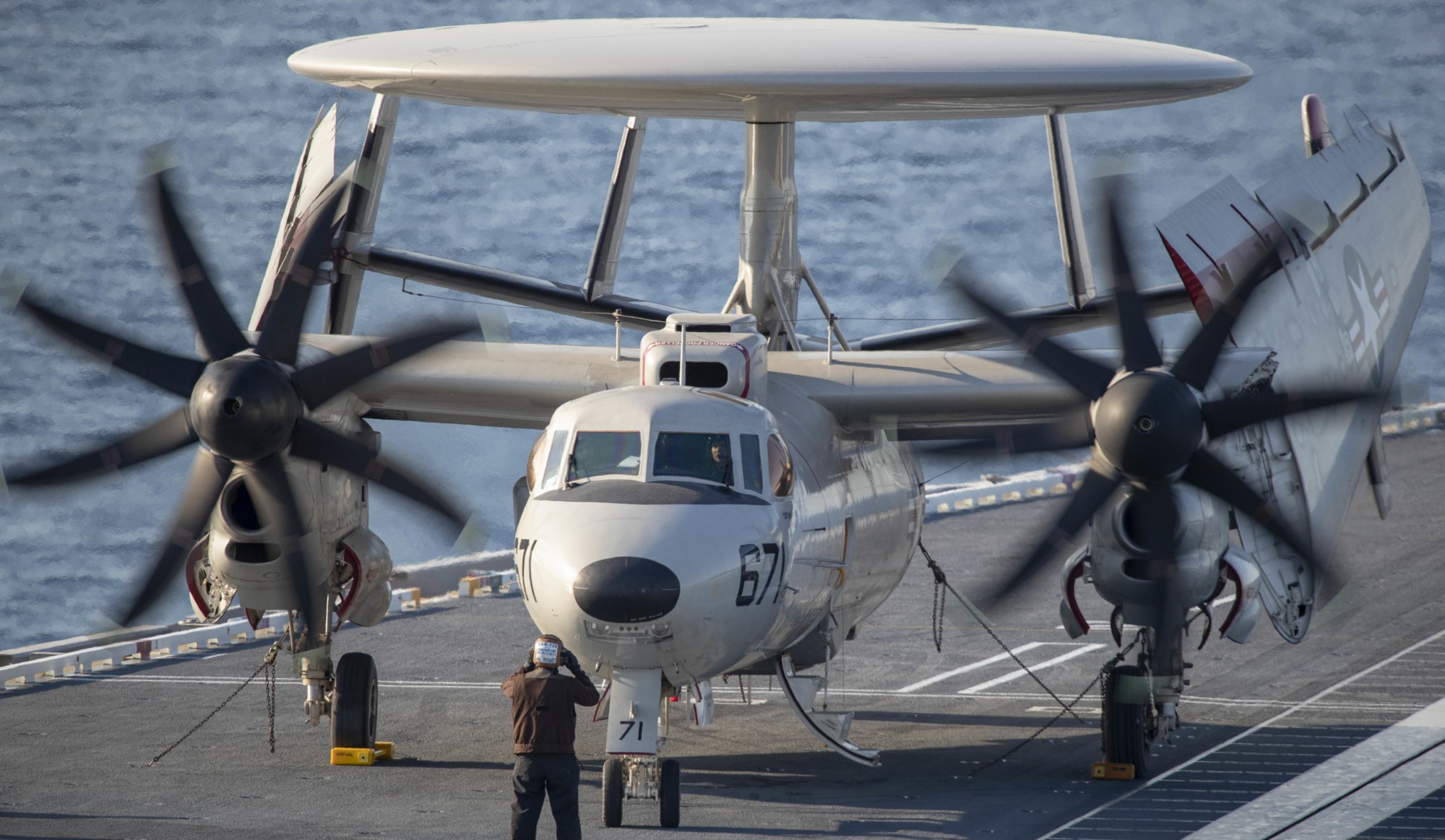 vaw-120 greyhawks airborne command control squadron c-2a greyhound replacement uss gerald r. ford cvn-78 40
