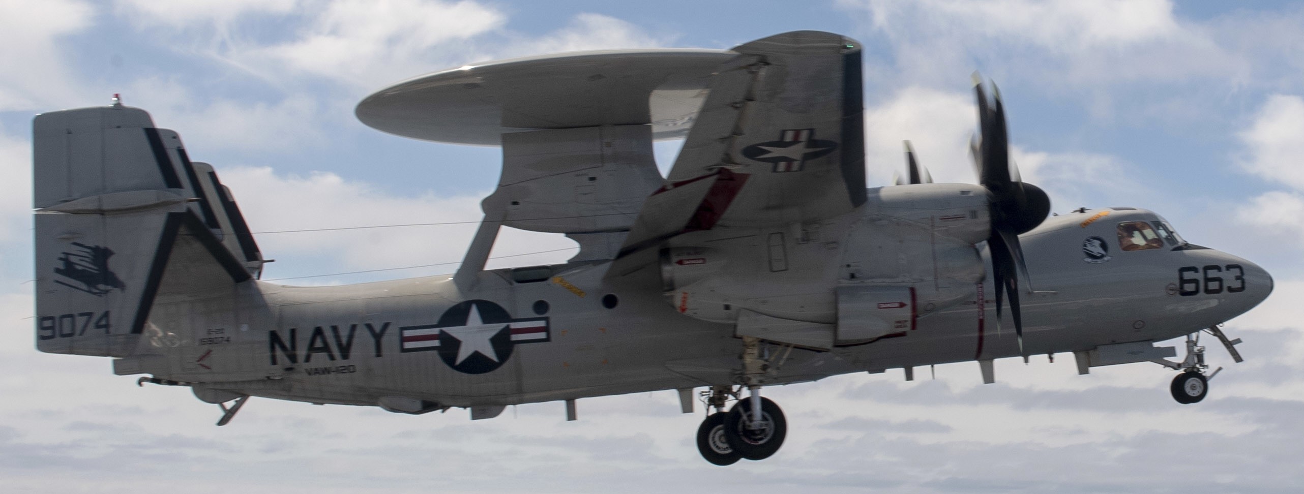 vaw-120 greyhawks airborne command control squadron e-2d advanced hawkeye replacement uss gerald r. ford cvn-78 47