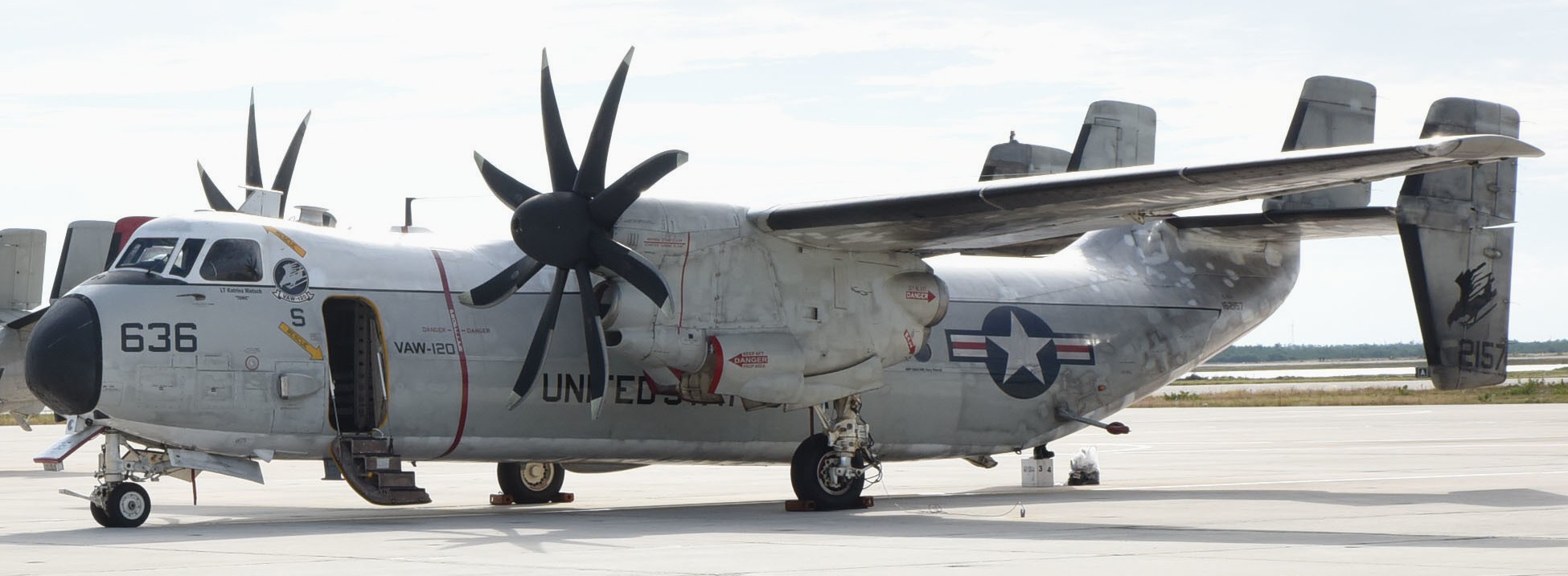 vaw-120 greyhawks carrier airborne early warning squadron c-2a greyhound replacement nas key west florida 65