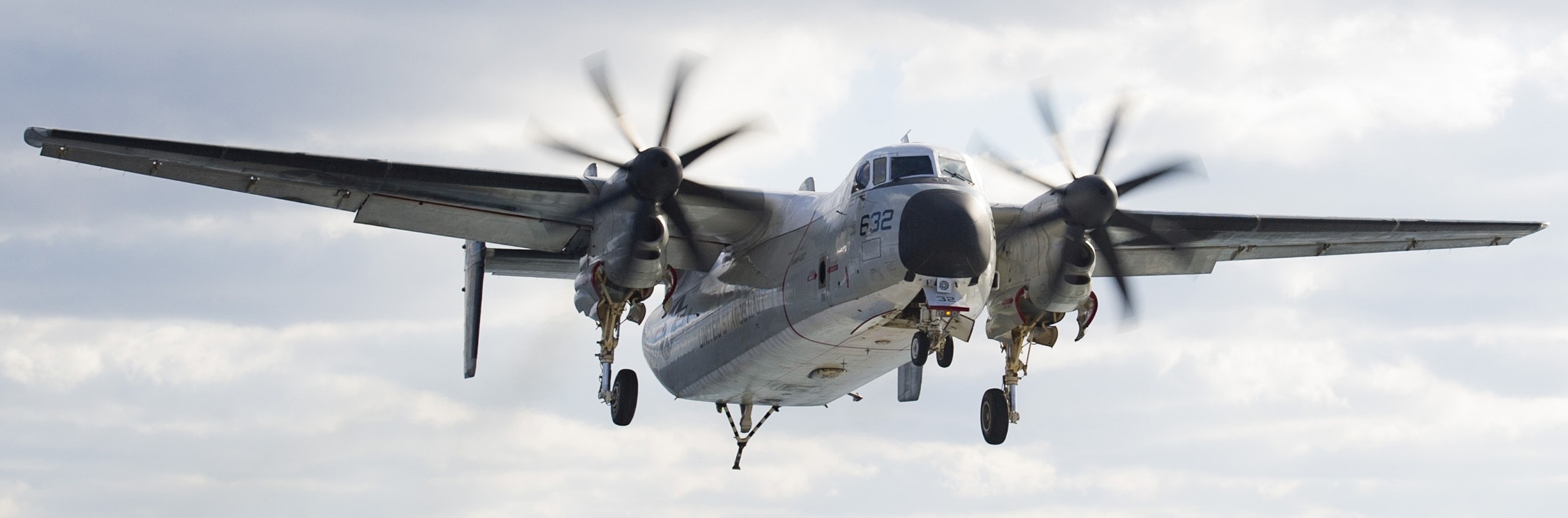 vaw-120 greyhawks carrier airborne early warning squadron c-2a greyhound replacement uss harry s. truman cvn-75 71