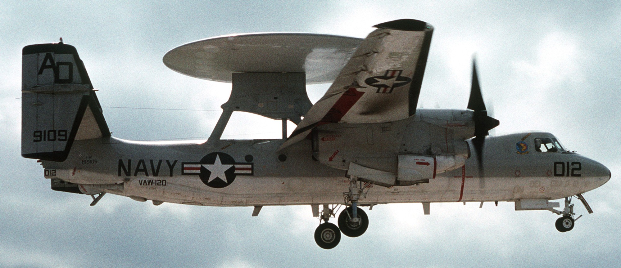 vaw-120 greyhawks carrier airborne early warning squadron e-2c hawkeye replacement nas norfolk virginia 119