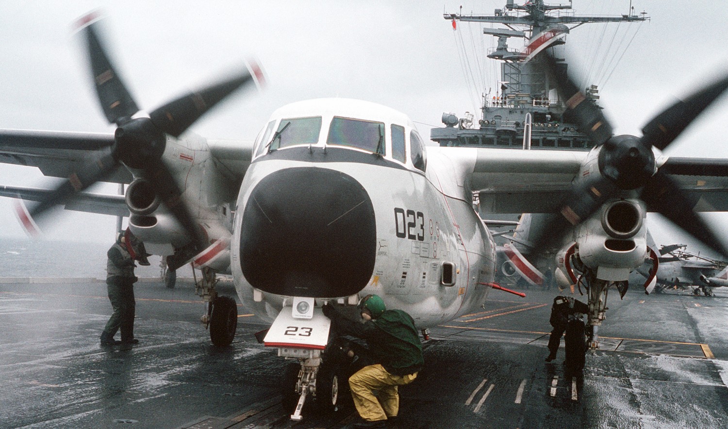 vaw-120 greyhawks carrier airborne early warning squadron c-2a greyhound replacement uss dwight d. eisenhower cvn-69 123124