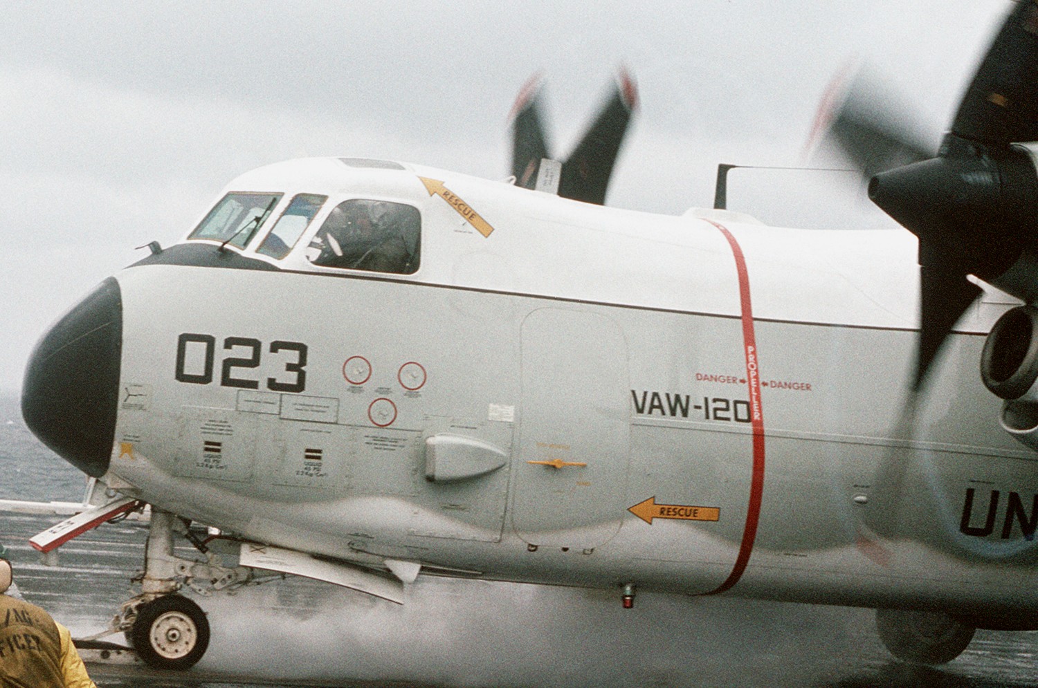 vaw-120 greyhawks carrier airborne early warning squadron c-2a greyhound replacement uss dwight d. eisenhower cvn-69 125