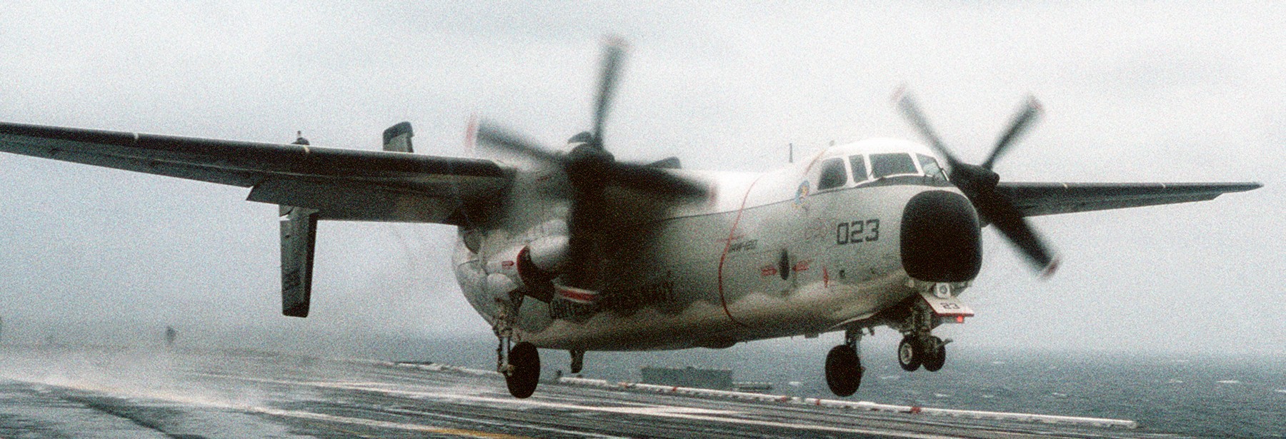 vaw-120 greyhawks carrier airborne early warning squadron c-2a greyhound replacement uss dwight d. eisenhower cvn-69 127