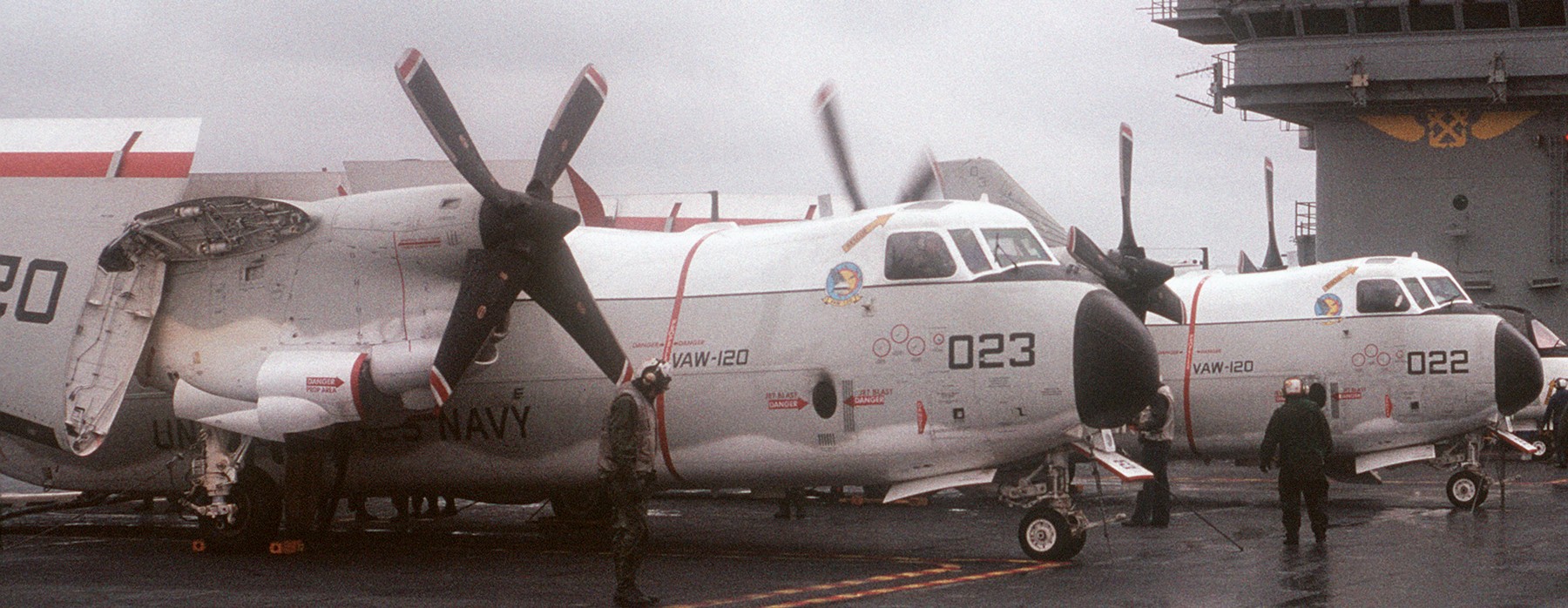 vaw-120 greyhawks carrier airborne early warning squadron c-2a greyhound replacement uss dwight d. eisenhower cvn-69 130