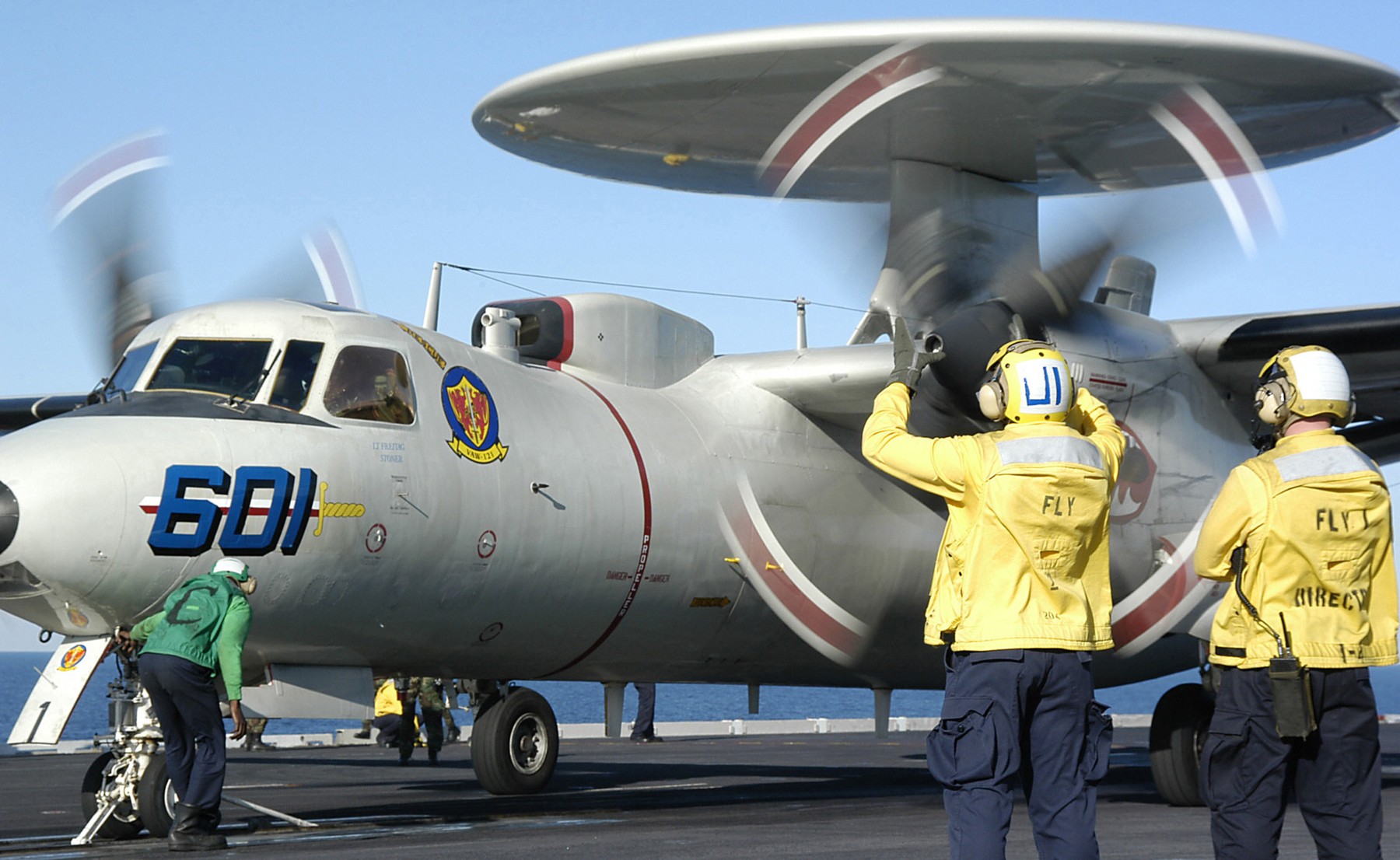 vaw-121 bluetails carrier airborne early warning squadron us navy e-2c hawkeye cvw-7 uss george washington cvn-73 134