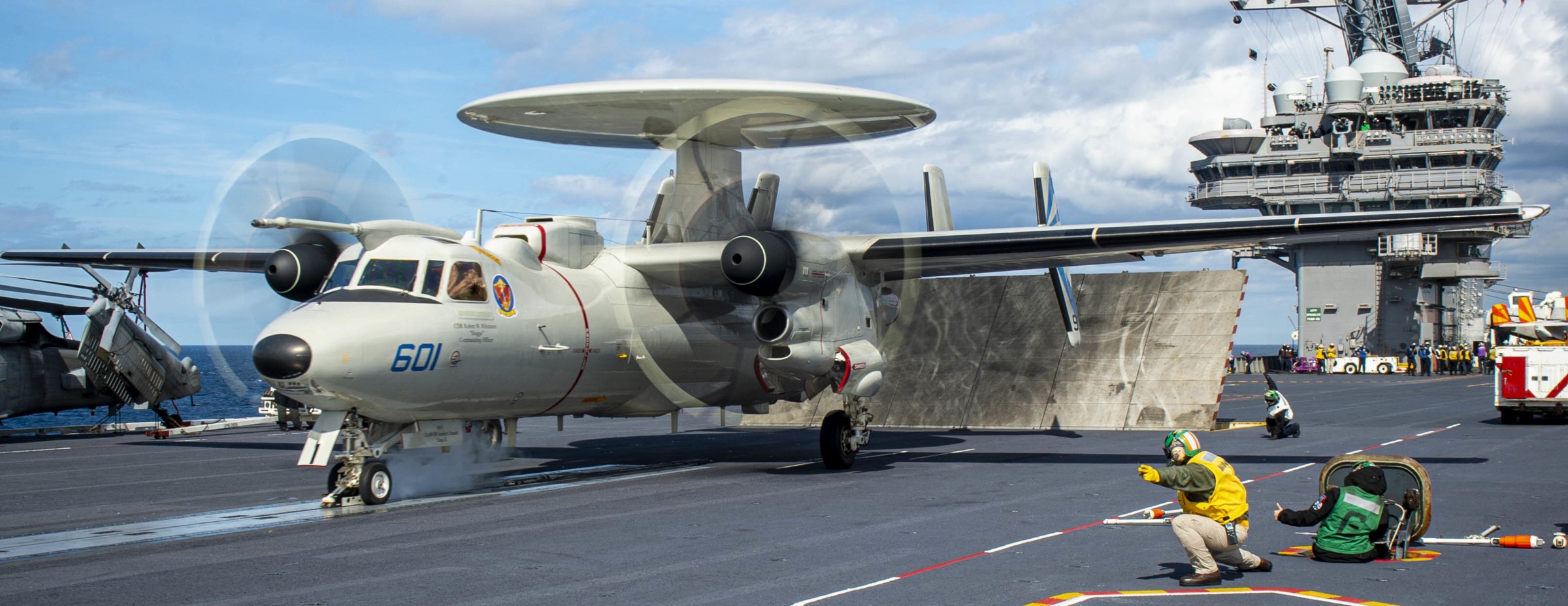 vaw-121 bluetails airborne command and control squadron us navy e-2d advanced hawkeye grumman uss george h. w. bush cvn-77 146