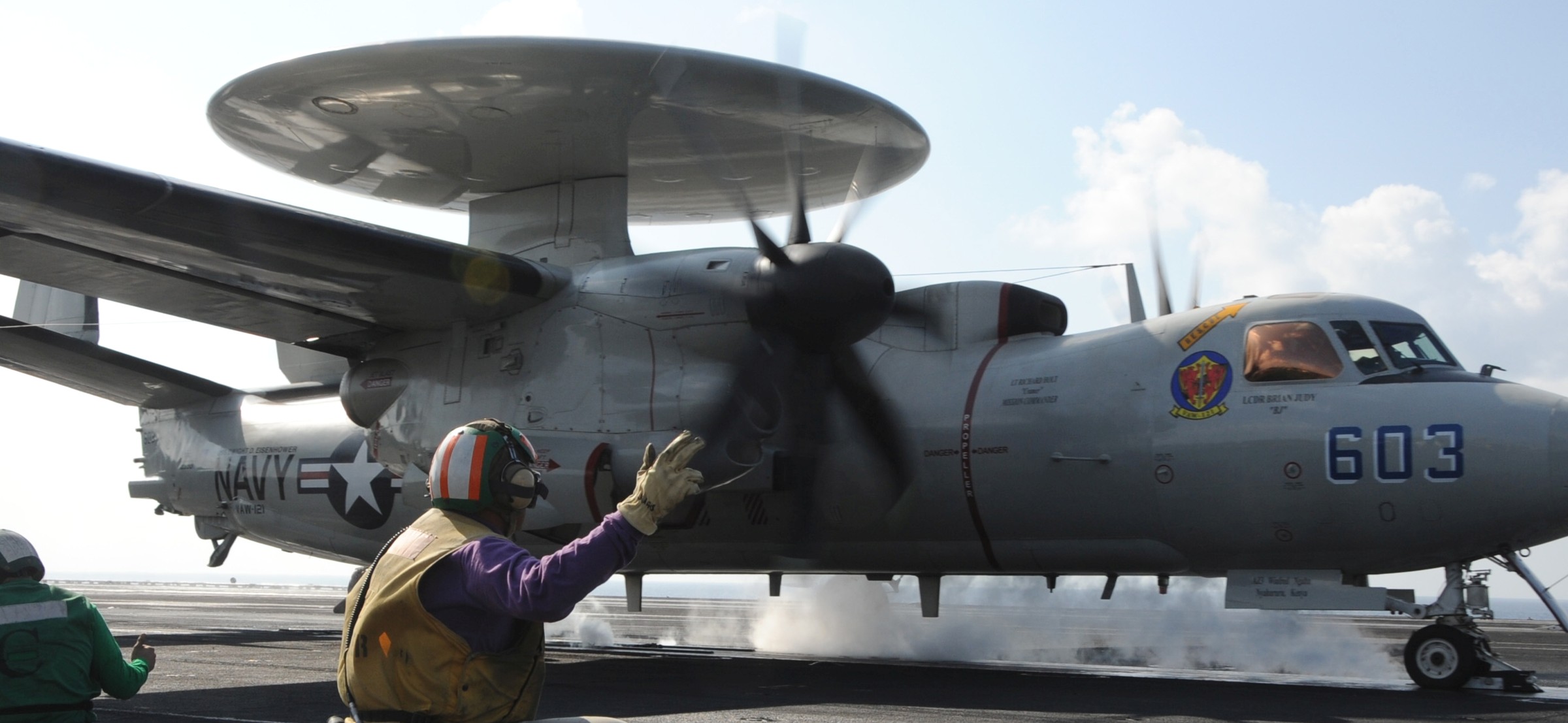 vaw-121 bluetails carrier airborne early warning squadron us navy e-2c hawkeye cvw-7 uss dwight d. eisenhower cvn-69 29