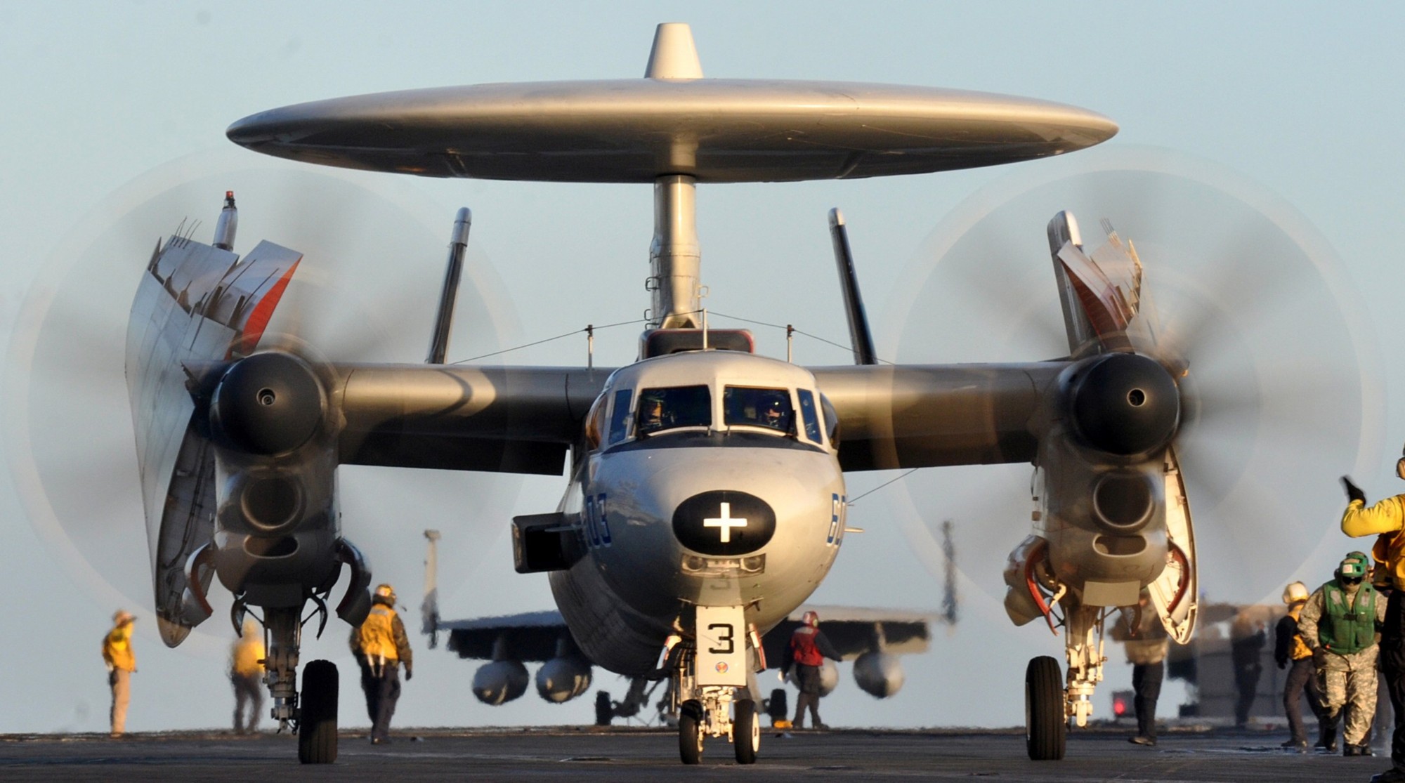 vaw-121 bluetails carrier airborne early warning squadron us navy e-2c hawkeye cvw-7 uss dwight d. eisenhower cvn-69 30