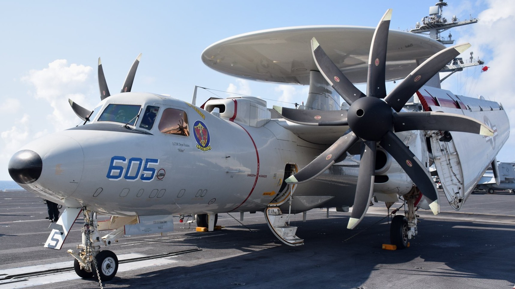 vaw-121 bluetails carrier airborne early warning squadron us navy e-2d advanced hawkeye cvw-7 uss abraham lincoln cvn-72 55