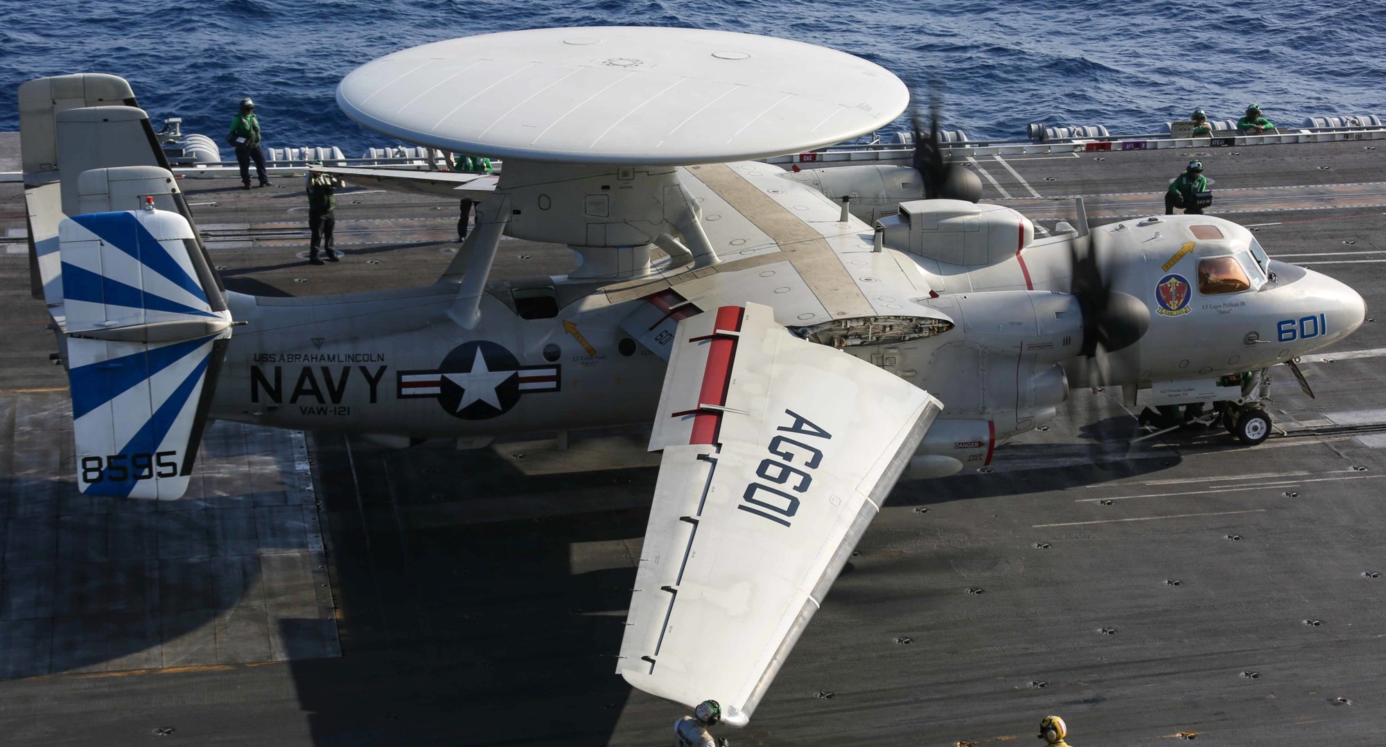 vaw-121 bluetails airborne command and control squadron us navy e-2d advanced hawkeye cvw-7 uss abraham lincoln cvn-72 60