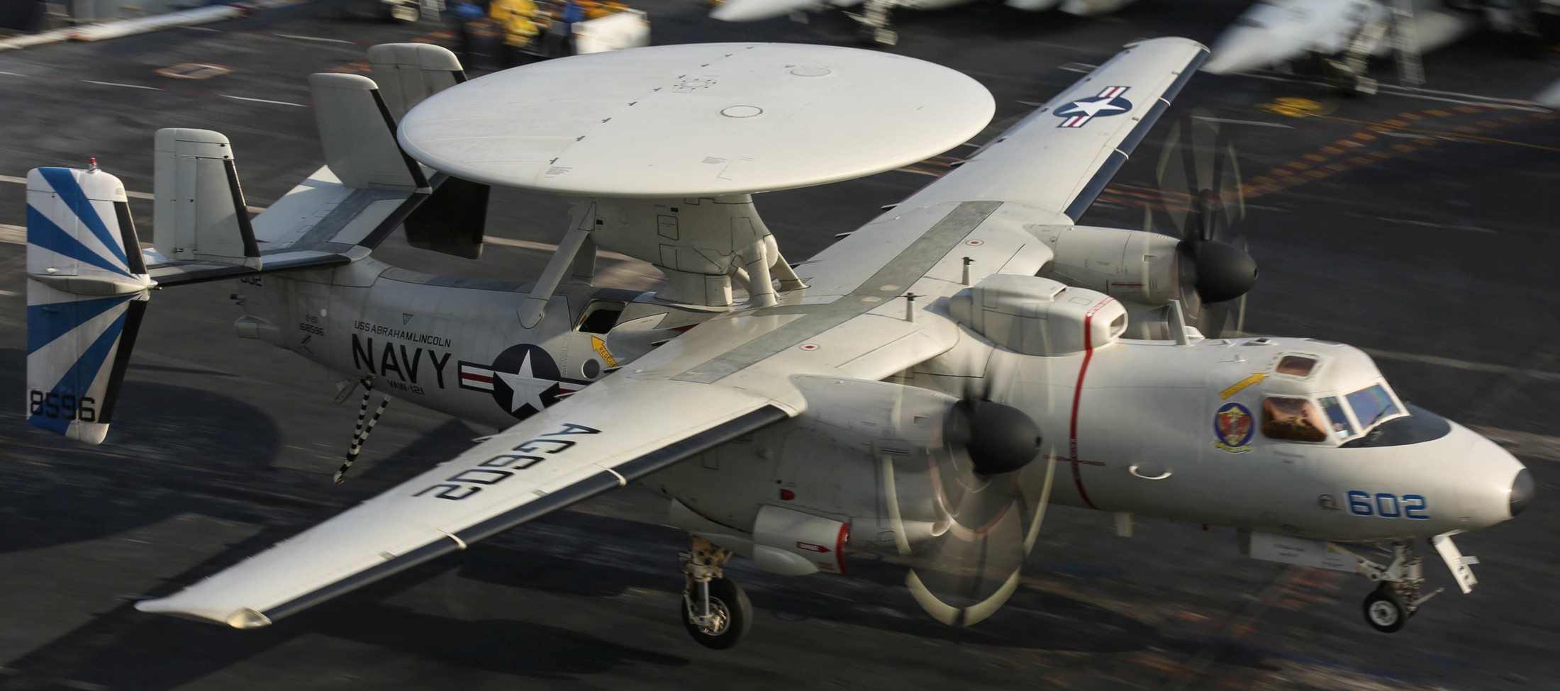 vaw-121 bluetails airborne command and control squadron us navy e-2d advanced hawkeye cvw-7 uss abraham lincoln cvn-72 61