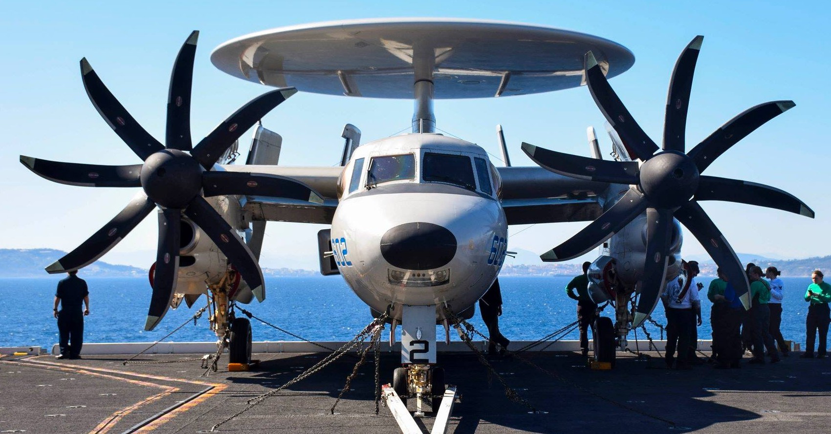 vaw-121 bluetails airborne command and control squadron us navy e-2d advanced hawkeye cvw-7 uss abraham lincoln cvn-72 70
