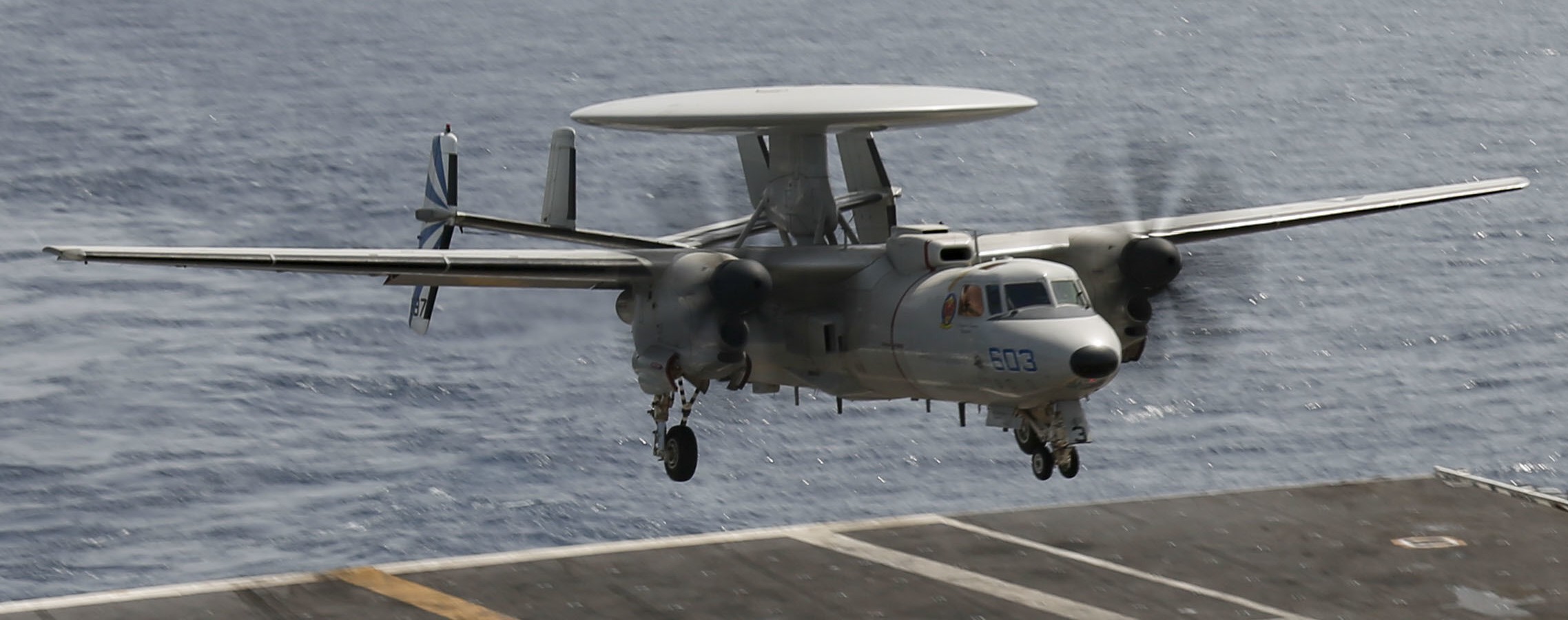 vaw-121 bluetails airborne command and control squadron us navy e-2d advanced hawkeye cvw-7 uss abraham lincoln cvn-72 72