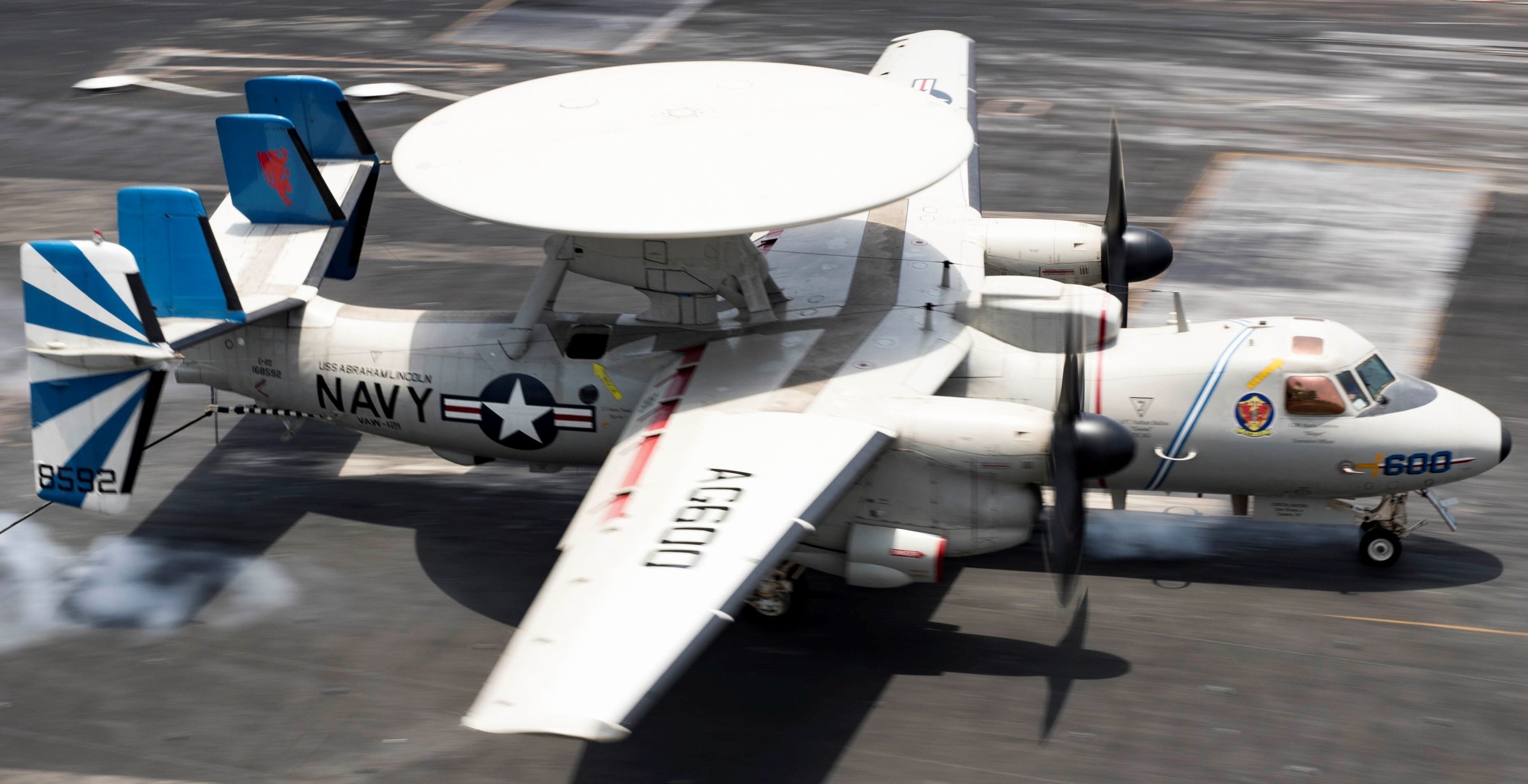 vaw-121 bluetails airborne command and control squadron us navy e-2d advanced hawkeye cvw-7 uss abraham lincoln cvn-72 77