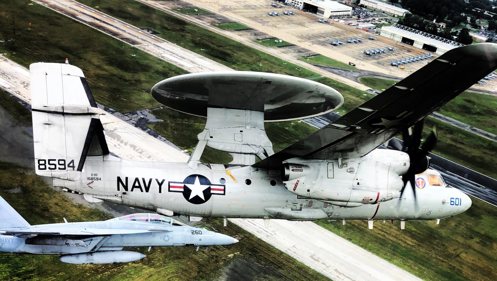 vaw-121 bluetails airborne command and control squadron us navy e-2d advanced hawkeye grumman cvw uss 81