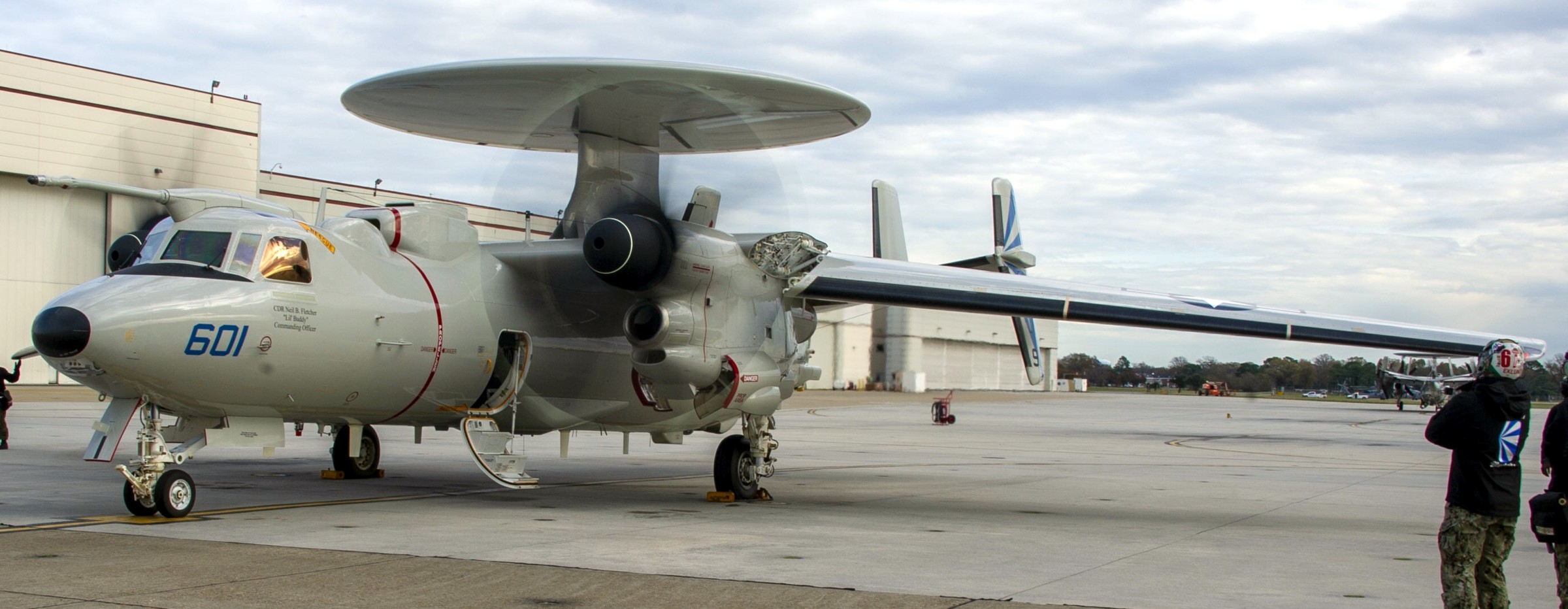 vaw-121 bluetails airborne command and control squadron us navy e-2d advanced hawkeye grumman cvw uss 82 nas norfolk virginia