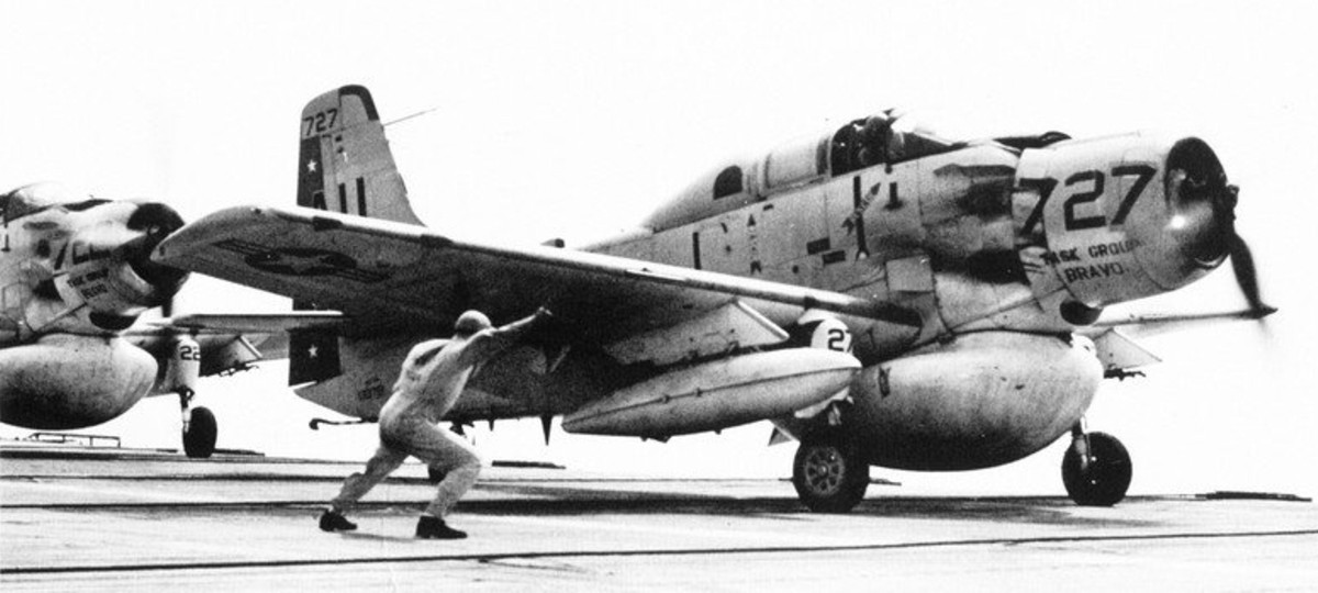 vaw-12 bats carrier airborne early warning squadron caraewron us navy douglas ad-5w skyraider cvsg-56 uss valley forge cvs-45 06