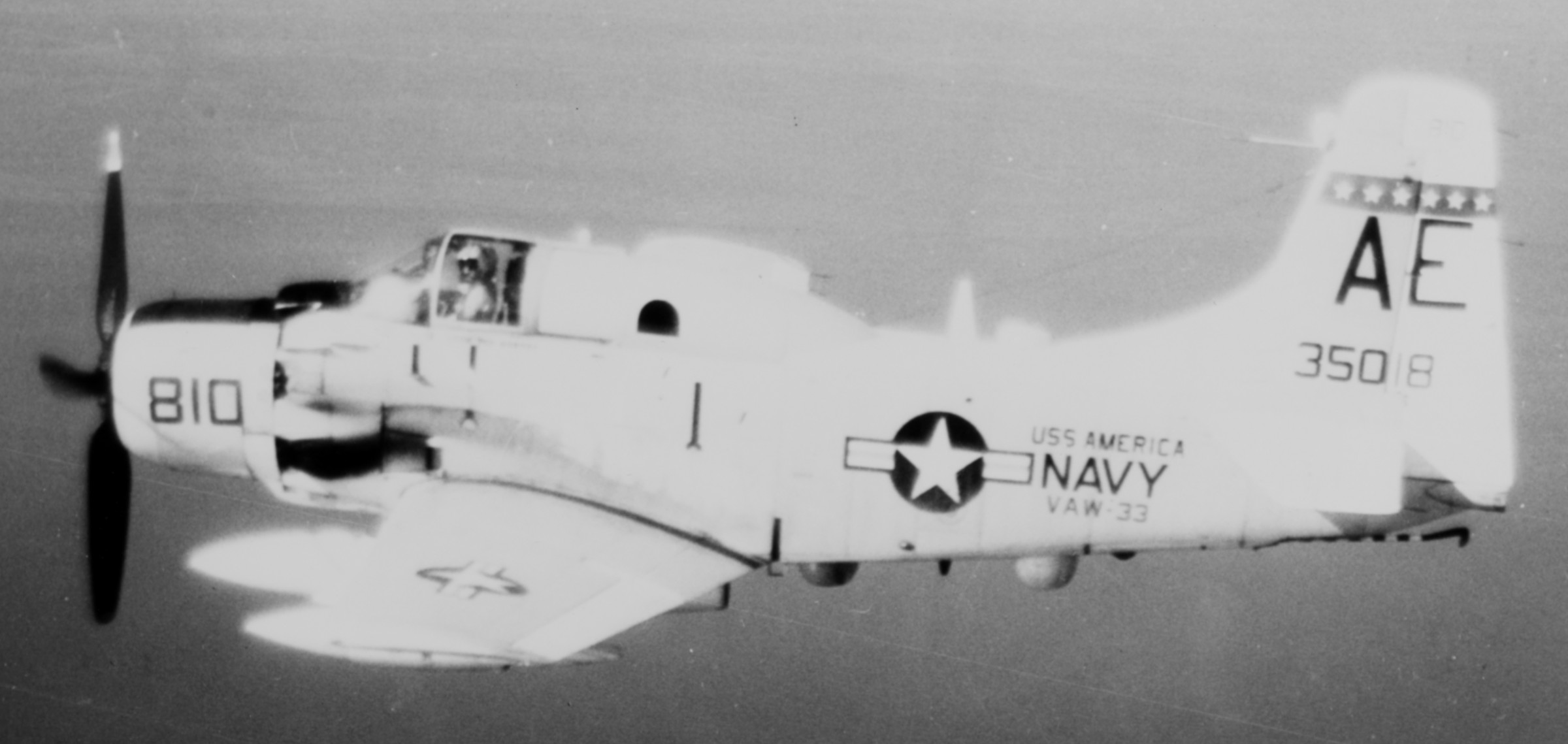 vaw-33 nighthawks carrier airborne early warning squadron caraewron us navy ea-1f skyraider cvw-6 uss america cva-66 11