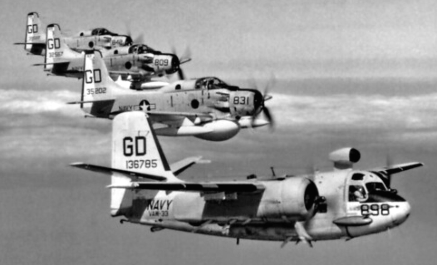 vaw-33 nighthawks carrier airborne early warning squadron caraewron us navy grumman ec-1a electric trader ea-1f skyraider 18