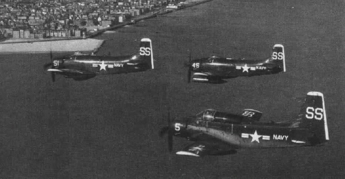 vc-33 avengers nighthawks composite squadron us navy ad-3q ad-4n ad-5n skyraider nas atlantic city new jersey 02