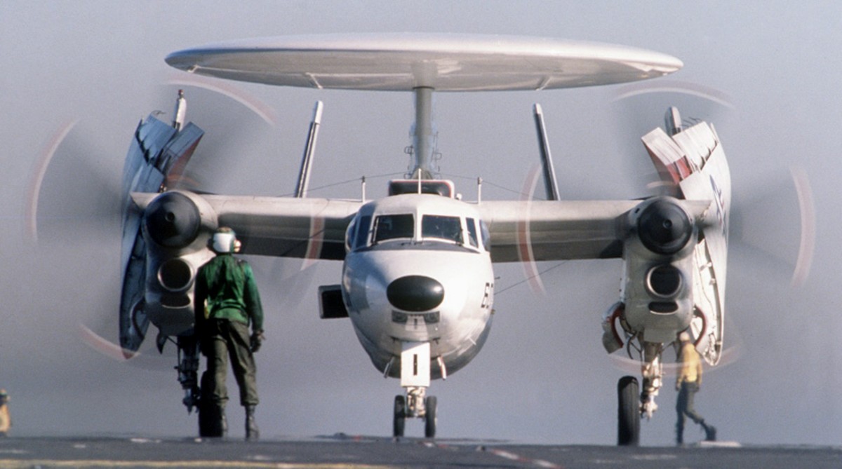vaw-88 cottonpickers carrier airborne early warning squadron us navy reserve cvwr-30 grumman e-2c hawkeye 05