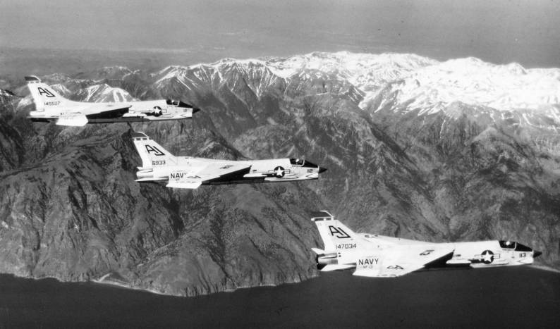 vf-13 nightcappers fighter squadron fitron f-8c crusader carrier air wing cvw-8 uss shangri-la cva 38