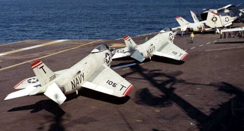 mcdonnell f3h demon vf-14 tophatters uss forrestal cva 59