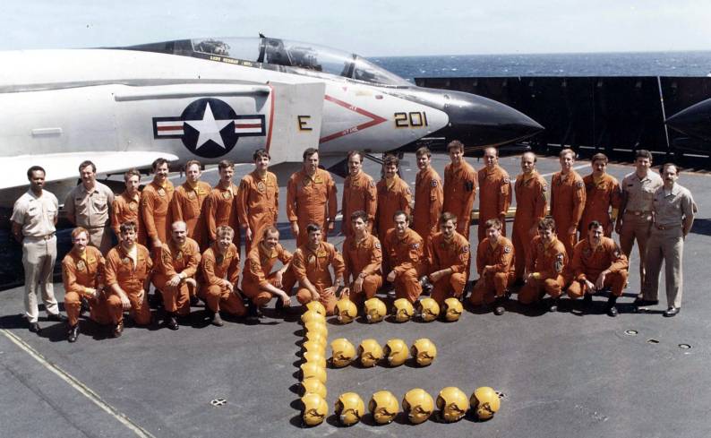 fighter squadron vf-21 freelancers f-4n phantom uss coral sea cv 43 aircrew