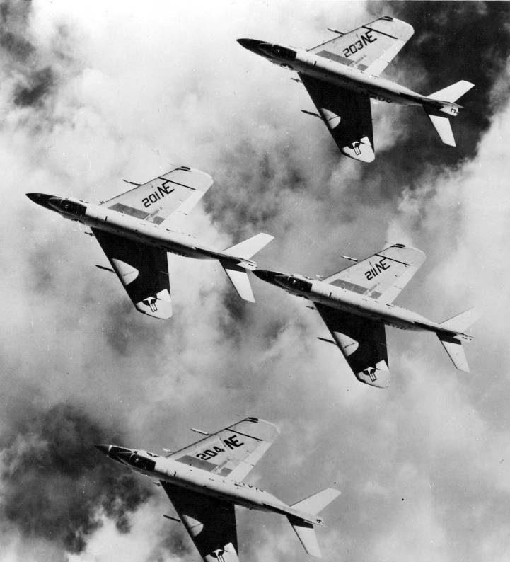 fighter squadron vf-21 freelancers f3h-2 demon uss midway cva 41 cvg-2