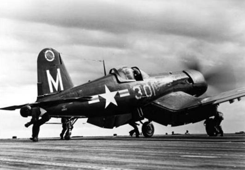vf-23 fighter squadron flashers f4u corsair