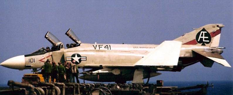 vf-41 black aces f-4b phantom cvw-6 uss franklin d. roosevelt cva 42