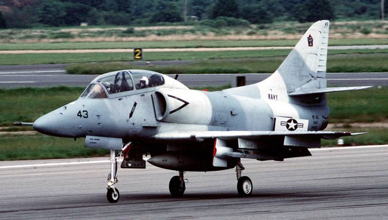 vf-43 challengers ta-4j skyhawk
