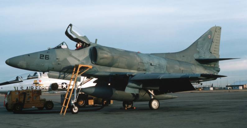 vf-43 challengers a-4f skyhawk nas dallas texas