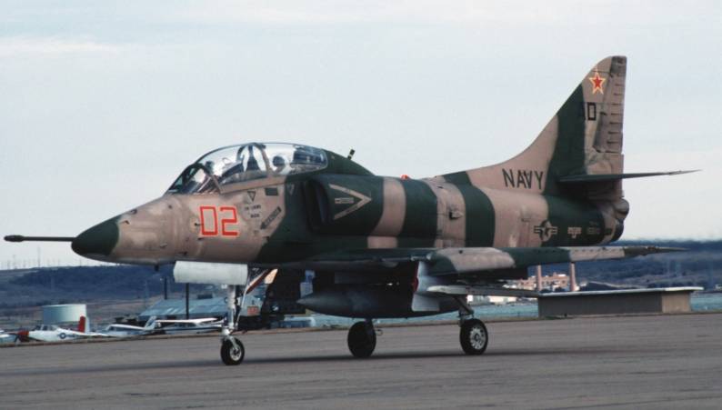 fighter squadron vf-43 challengers ta-4j skyhawk atlantic fleet adversary nas dallas