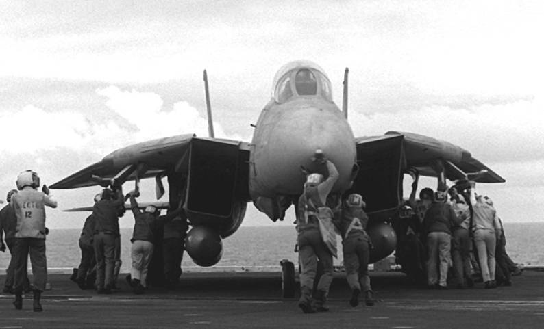 vf-51 screaming eagles f-14 tomcat uss carl vinson cvn 70