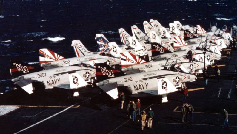 fighter squadron vf-51 screaming eagles cvw-19 f-4n phantom uss franklin d. roosevelt cv 42