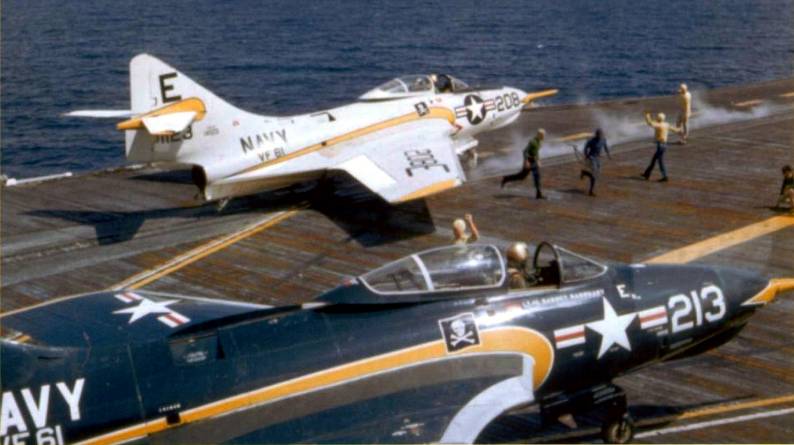 fighter squadron vf-61 jolly rogers f9f-8 cougar carrier air group cvg-8 uss intrepid cva 11