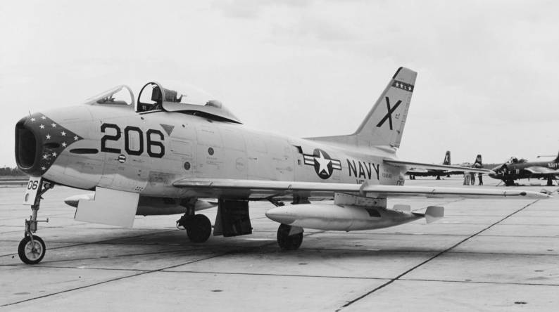 fighter squadron vf-62 boomerangs fj-3 fury air task group atg-202 uss randolph cva 15 nas cecil field florida